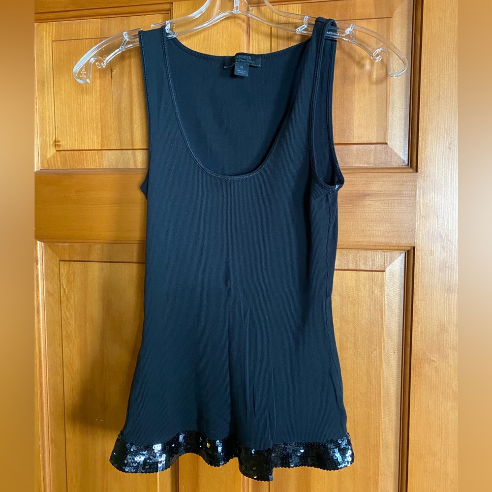 Express ribbed tank with sequins detail